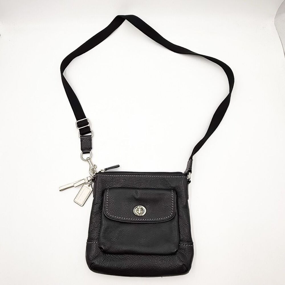 Coach Park Turnlock Crossbody Black Pebbled Leather Purse Bag